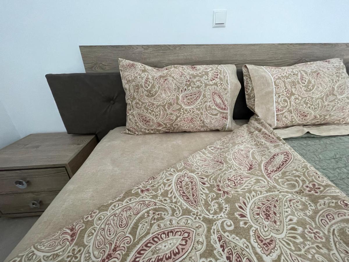 Agora Luxury Apartment 1 Loutraki  Exterior photo