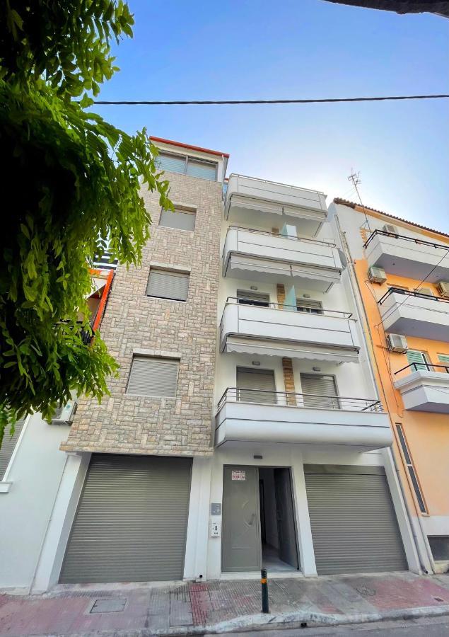 Agora Luxury Apartment 1 Loutraki  Exterior photo
